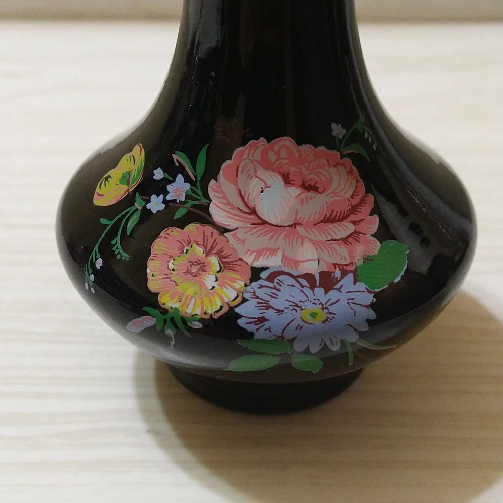 Vintage 8" Glass Floral Design Vase - Picture 3 of 5